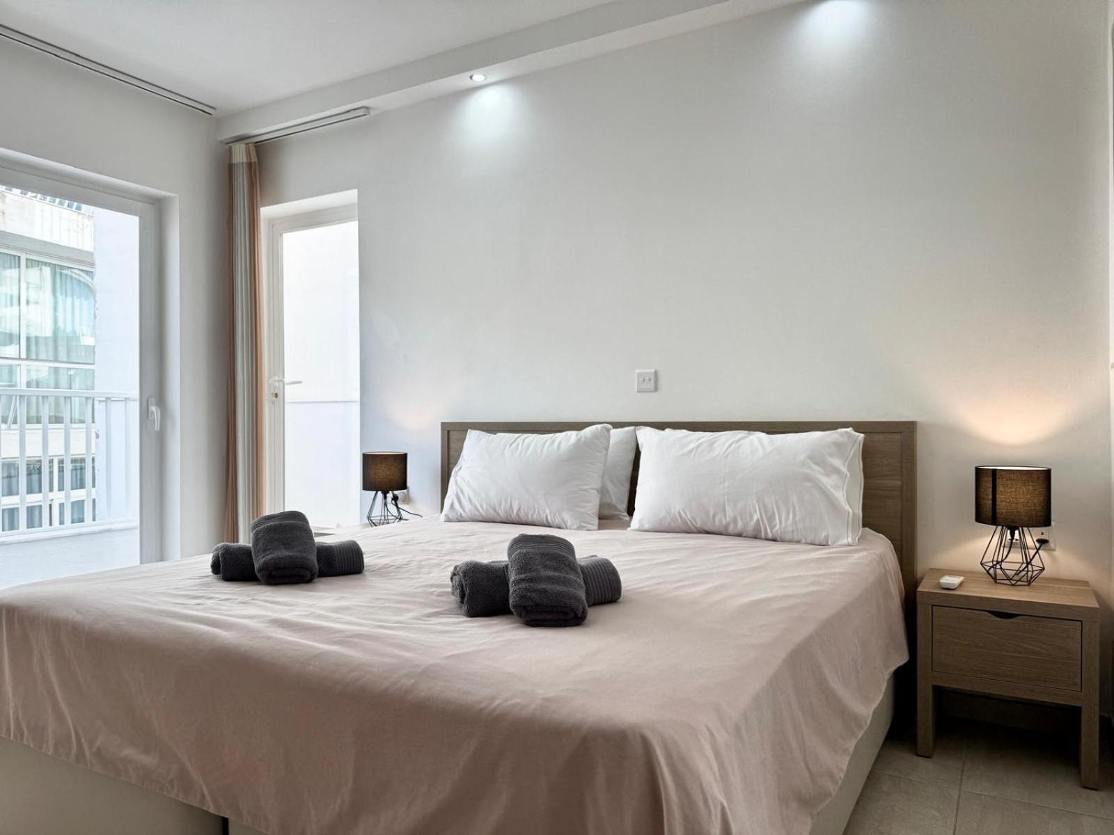 Modern Retreat In The Heart Of St Julians *