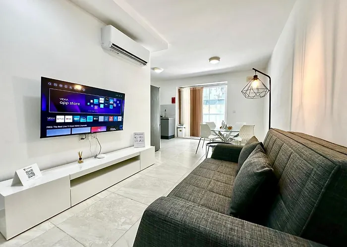Modern Retreat In The Heart Of St Julians